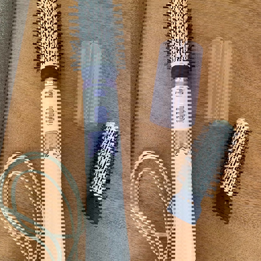 Фен-расческа