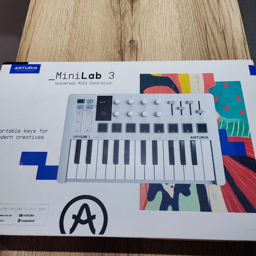 Мини клавиатура музыкальная Arturia Minilab3