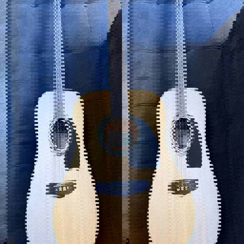 Акустическая гитара Ibanez