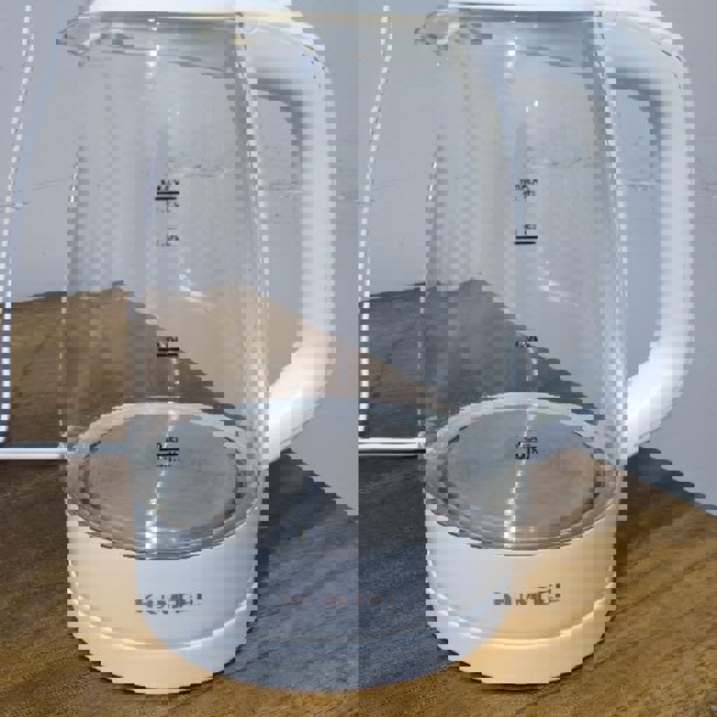 Чайник белый прозрачный kumtel