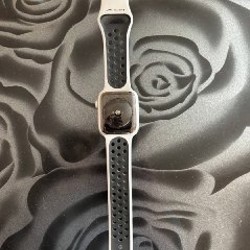 Apple Watch series SE - фото 2