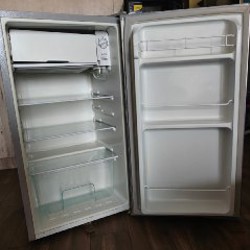 Холодильник с морозильной камерой - фото 4