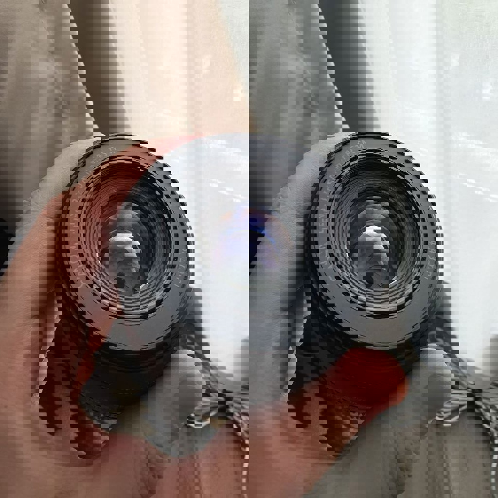 Canon RF 35mm F/1.8 Macro IS STM