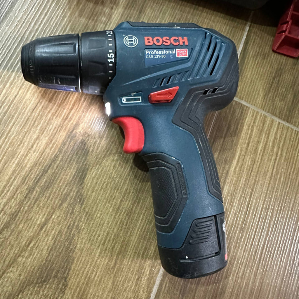 Шуруповёрт Bosch Professional GSR 12V-30