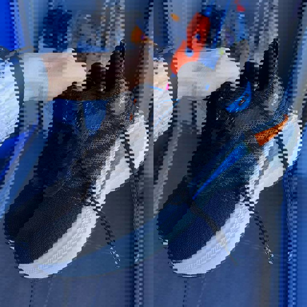 Кроссовки Flo