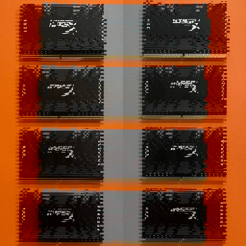 DDR4 память HYPER X Predator RGB