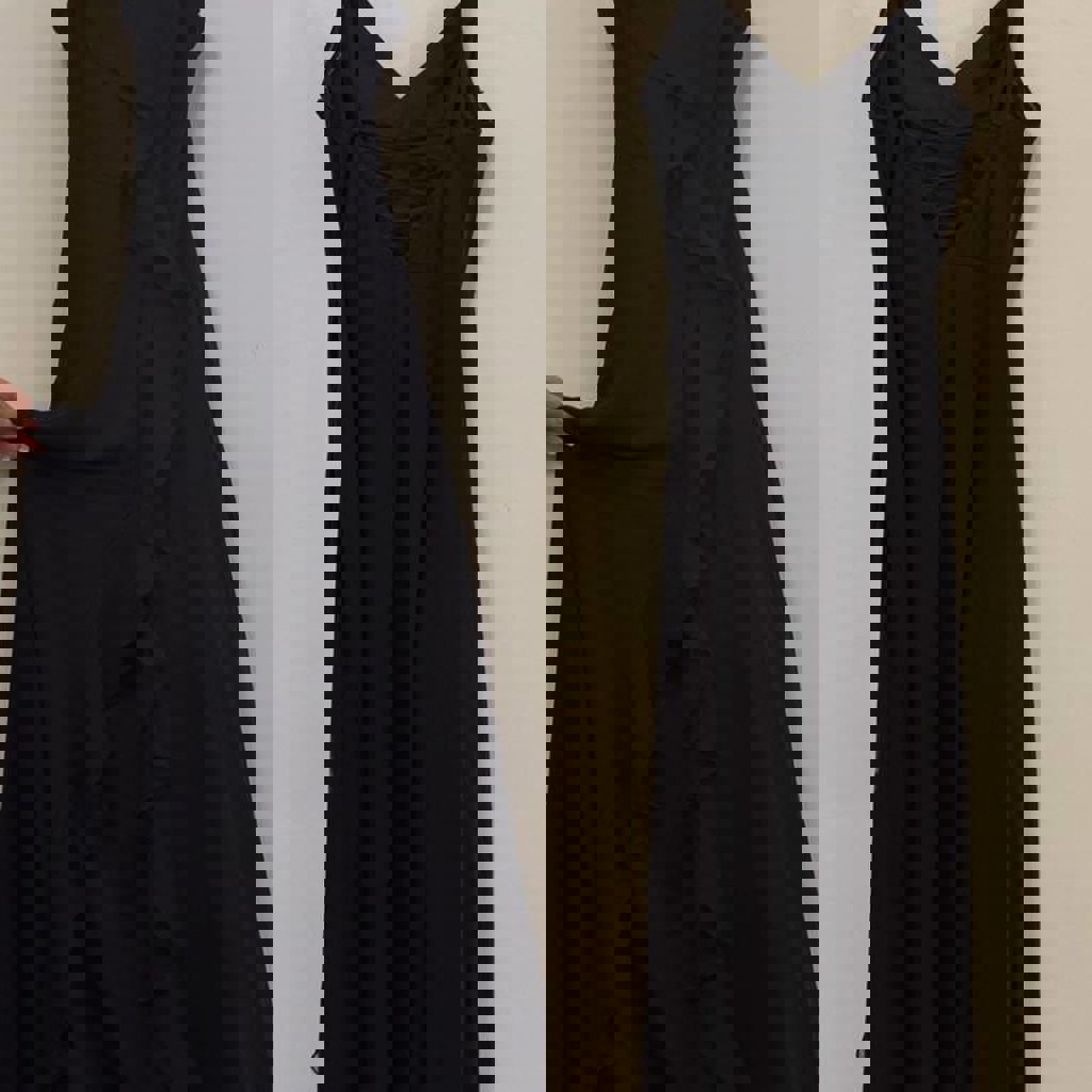 Платье с разрезом