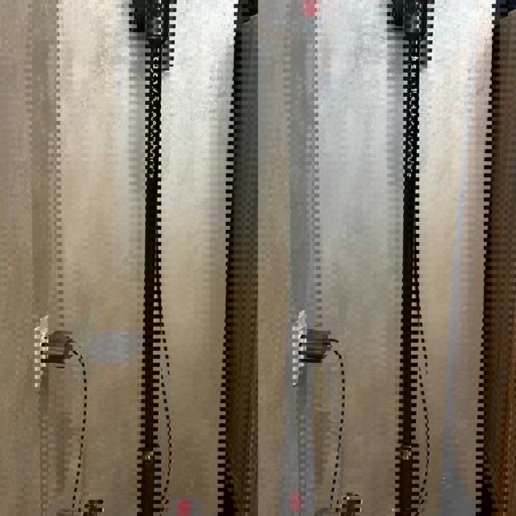 Моющий пылесос Дайсон