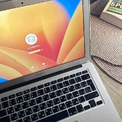 Apple MacBook Air 13” (2017, A1466) - фото 3