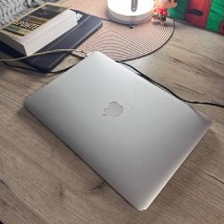 Apple MacBook Air 13” (2017, A1466) - фото 4