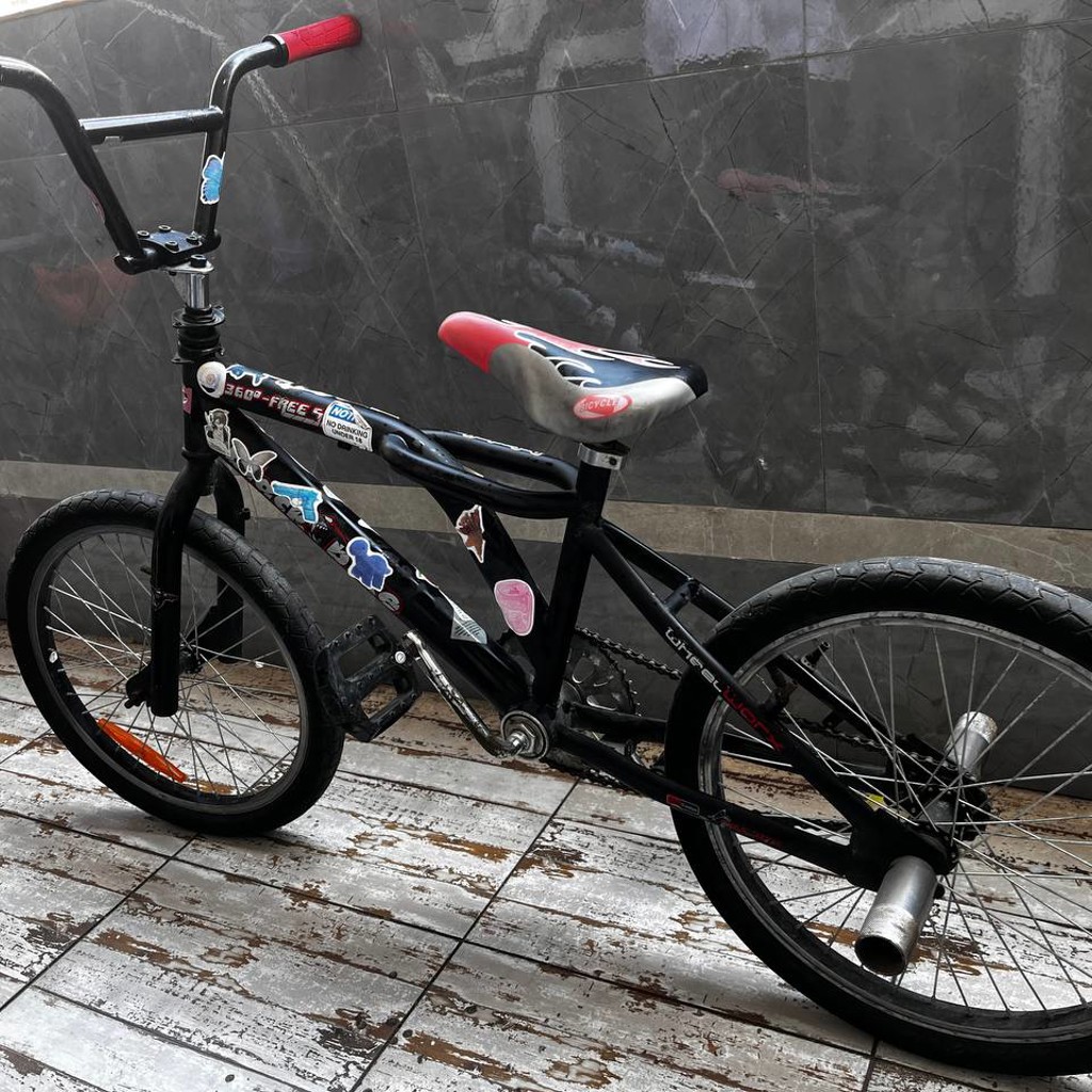 Трюковой велосипед BMX