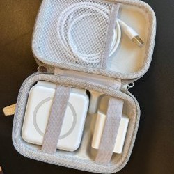Magnetic Foldable 3-in-1 Mag-Safe Charger - фото 2