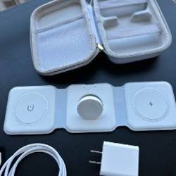 Magnetic Foldable 3-in-1 Mag-Safe Charger - фото 3