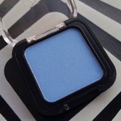 Тени Kiko Milano Smart Colour Eyeshadow #22 Pearly Cornflower - фото 2