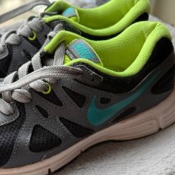 Кроссовки Nike Revolution 2 - фото 2