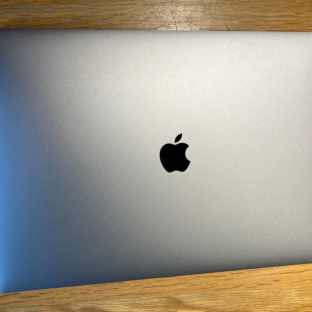 MacBook Pro 16 (2019)