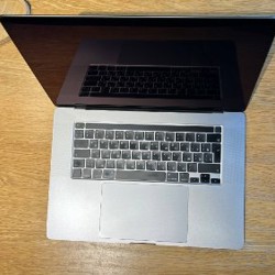 MacBook Pro 16 (2019) - фото 3