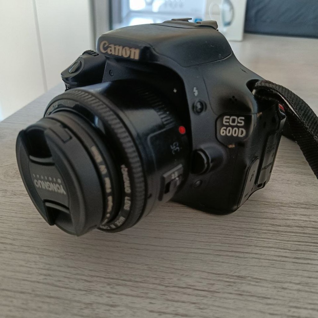 Canon EOS 600D