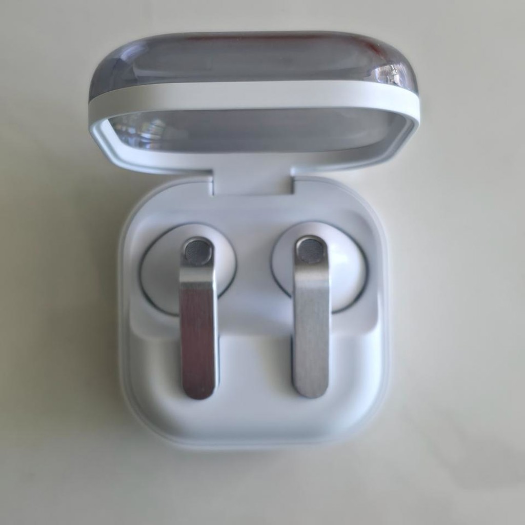 Наушники Samsung Galaxy Buds 4