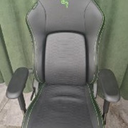 Razer Iskur V2 NewGen - фото 3