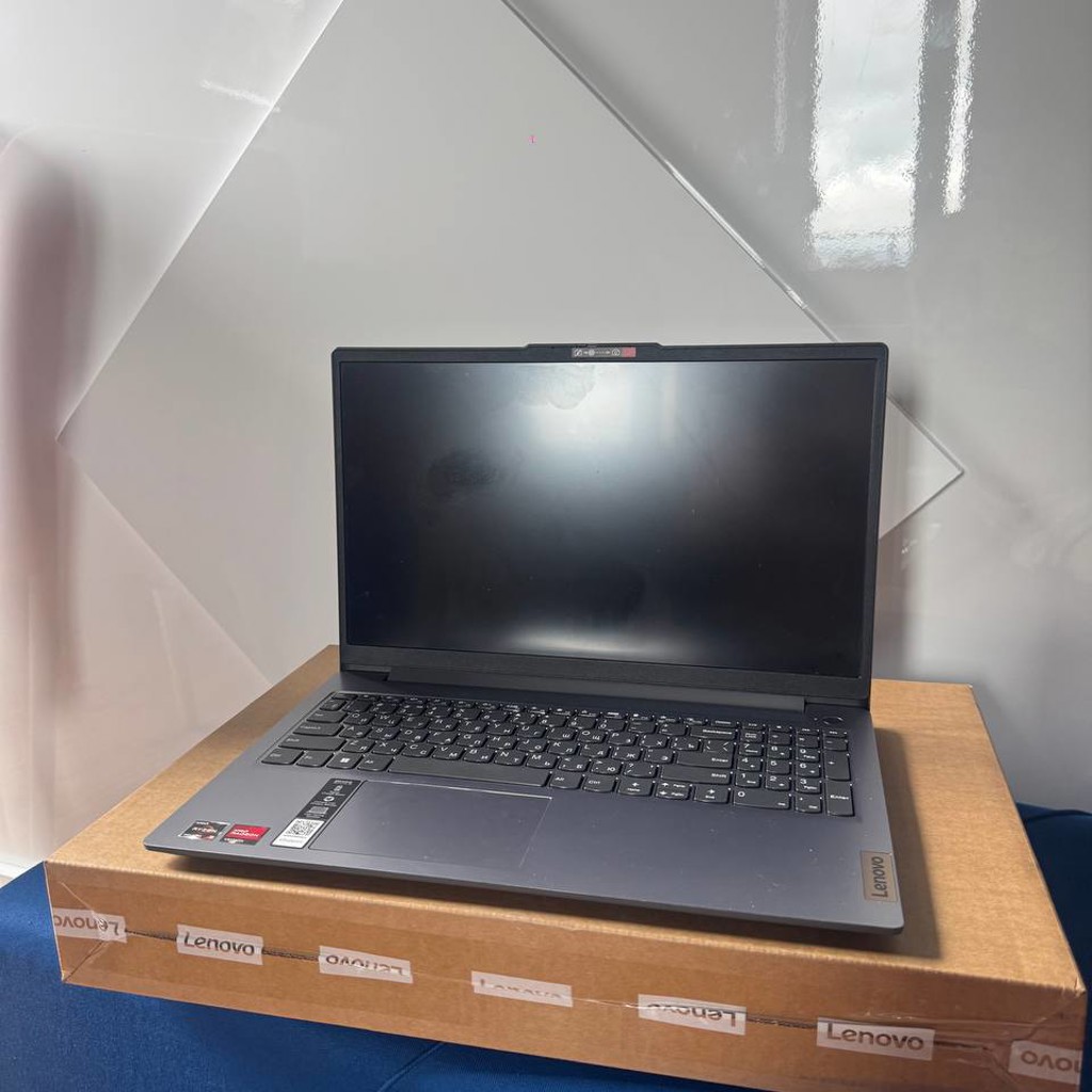 Ноутбук Lenovo Ideapad Slim 3