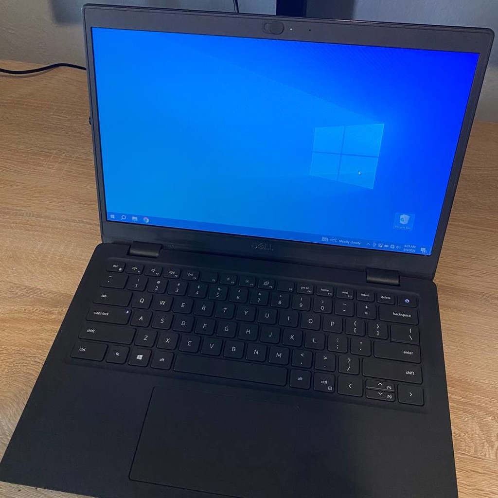 Ноутбук DELL