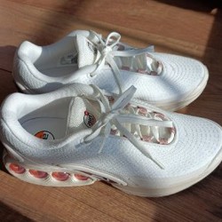 Женские кроссовки Nike Air Max Dn - фото 5