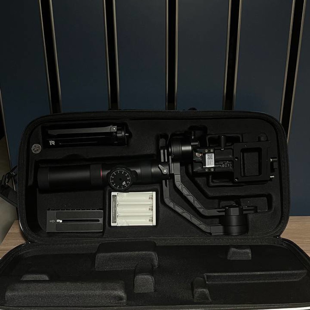 Стабилизатор Zhiyun Crane v2