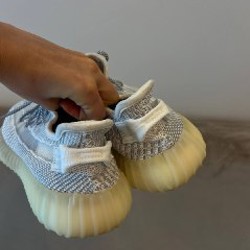 Кроссовки Yeezy - фото 3