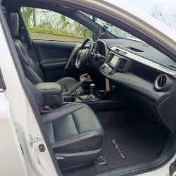 Toyota RAV4 - фото 6