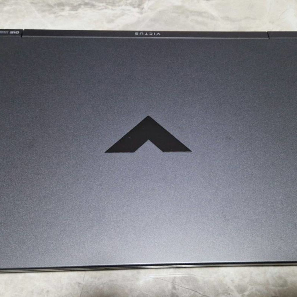 HP Victus