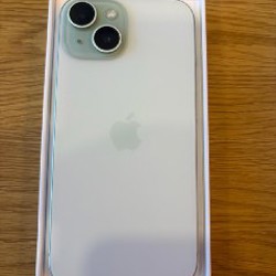 IPhone 15 128 Гб зеленый - фото 2
