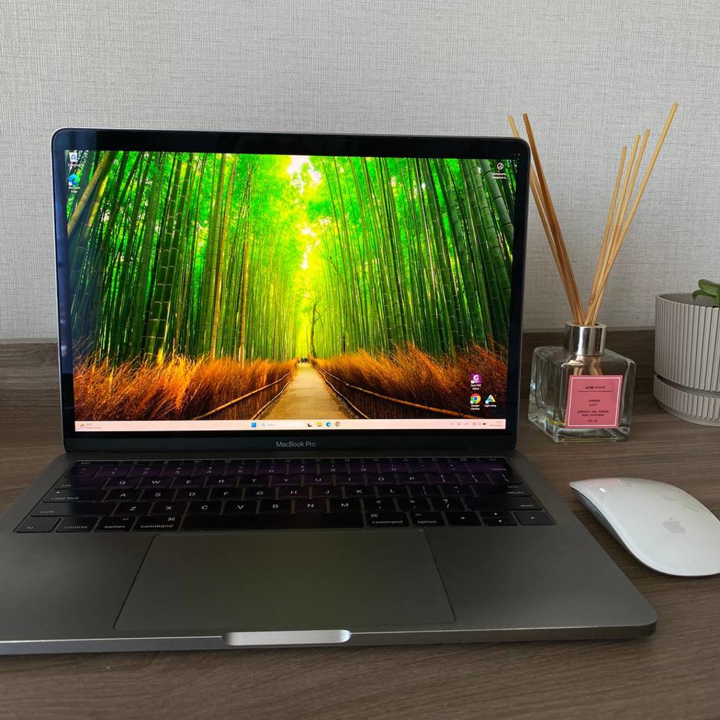 MacBook Pro Retina A1708