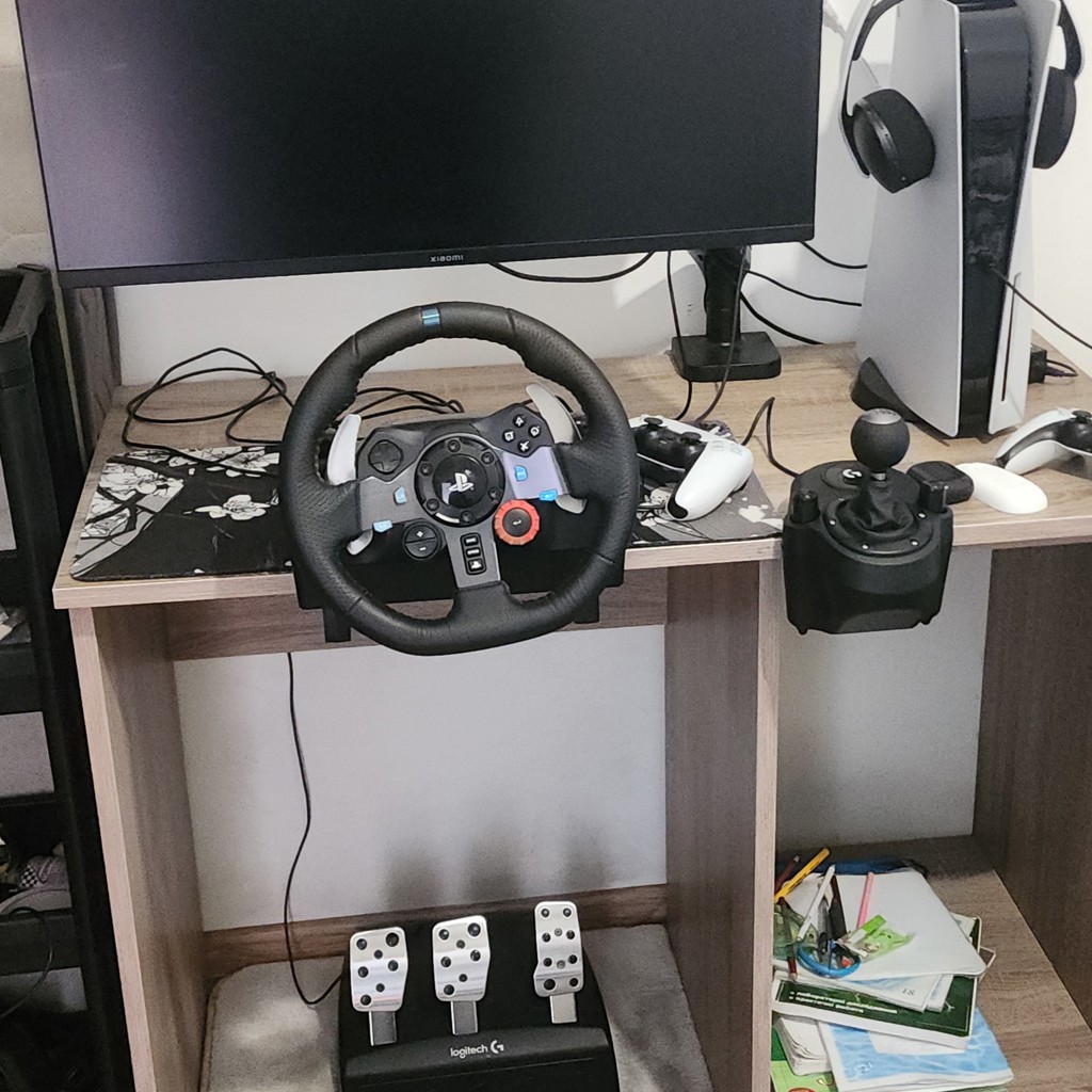 Игровой руль Logitech G29