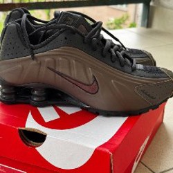 Кроссовки Nike Shox R4 - фото 3