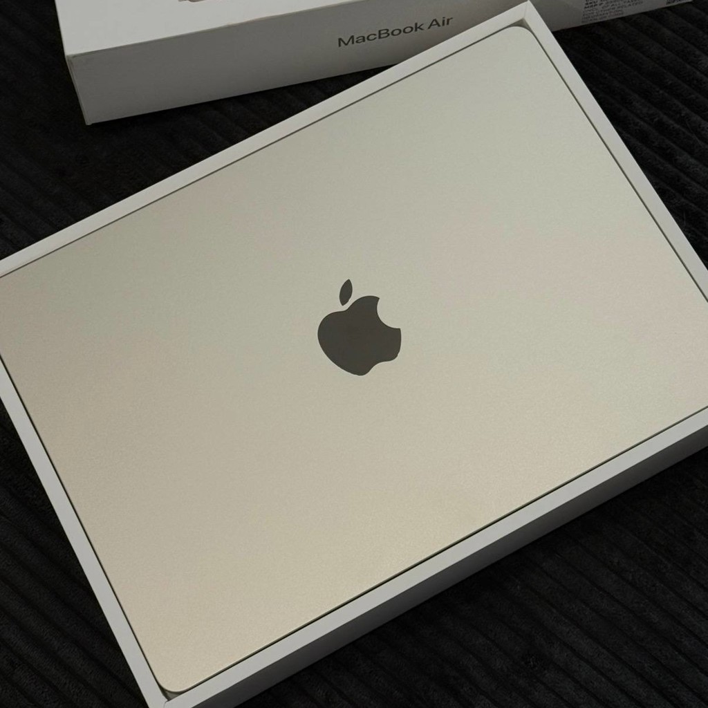 MacBook Air M2