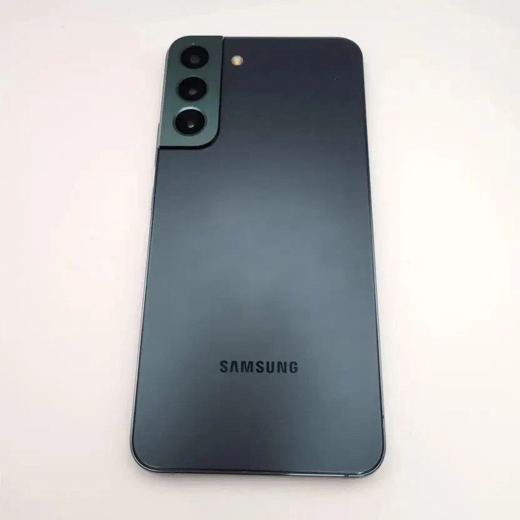 SAMSUNG GALAXY S22