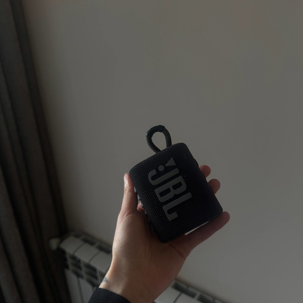 Портативная Bluetooth колонка JBL