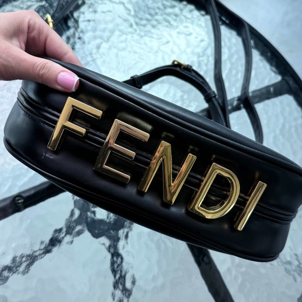 Стильная сумка в стиле Fendi