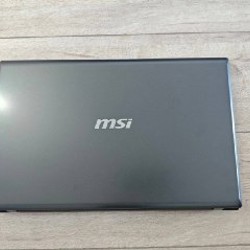 Ноутбук MSI MS-1758 - фото 2