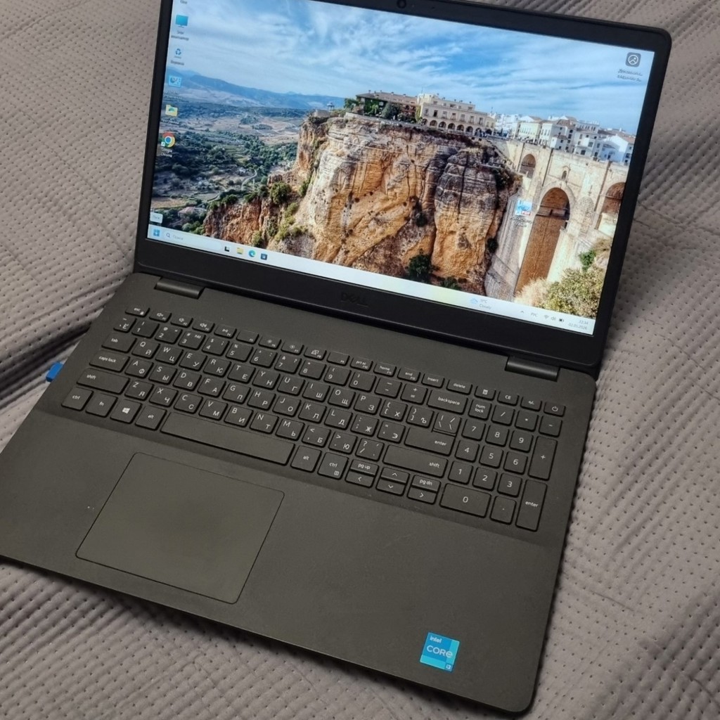 Ноутбук Dell Vostro 3500