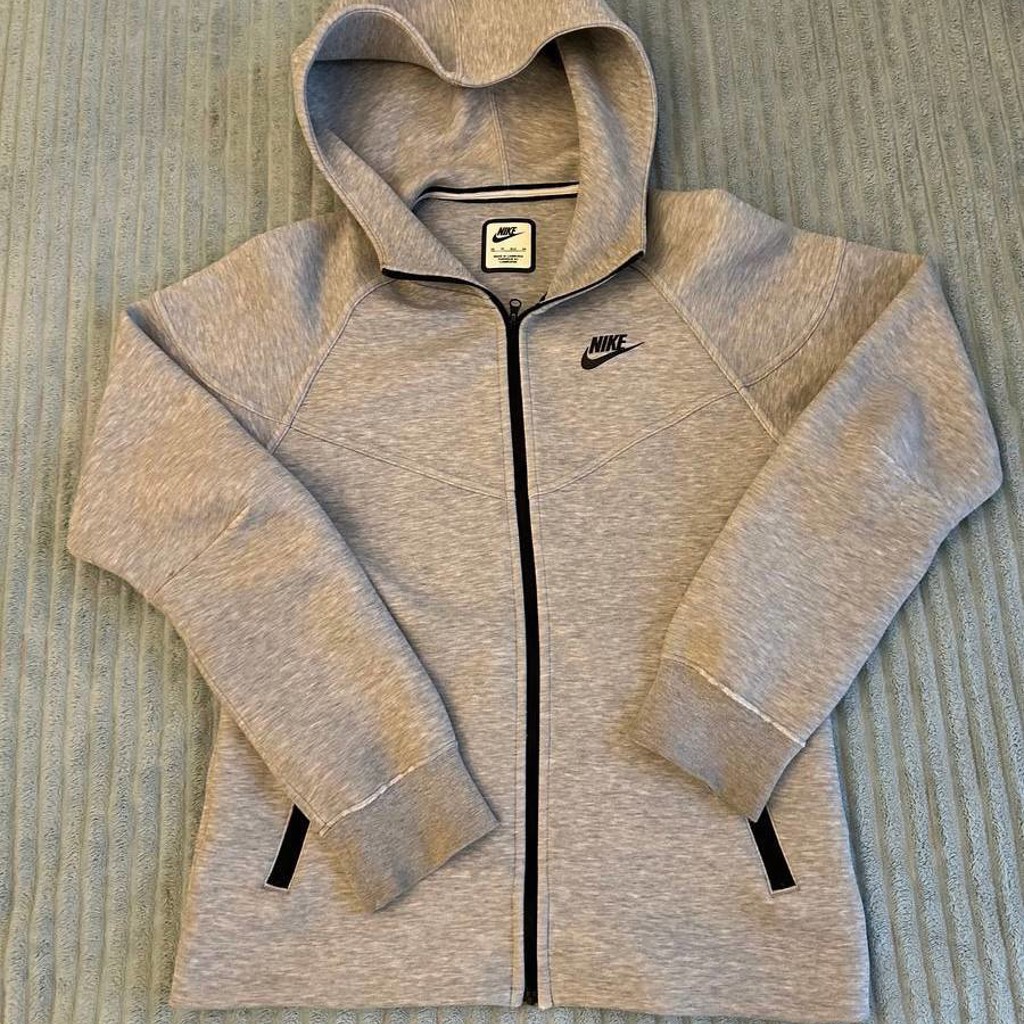Nike tech fleece