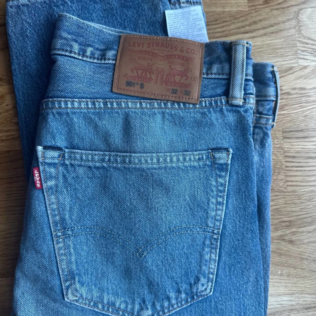 Мужские джинсы Levis