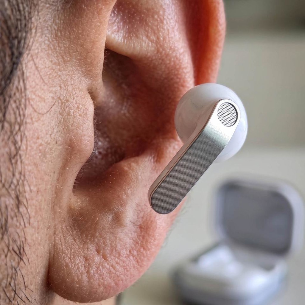 Наушники Samsung Galaxy Buds 4
