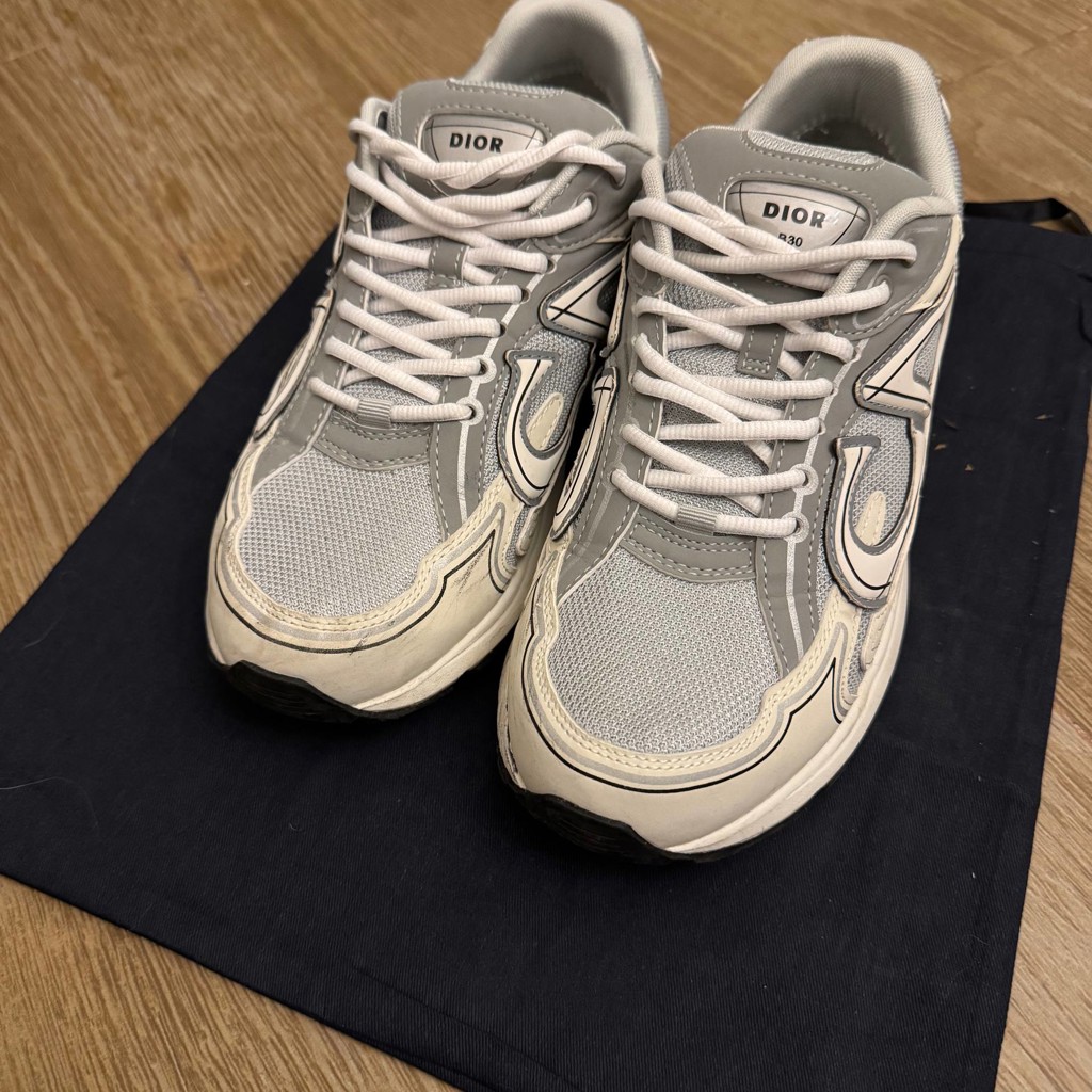 Dior B30