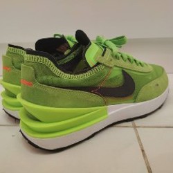 Nike Waffle Electric Green - фото 2