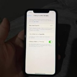 Телефон iPhone XR - фото 4