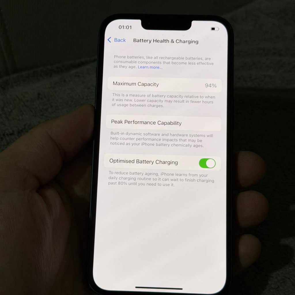 Телефон iPhone 14