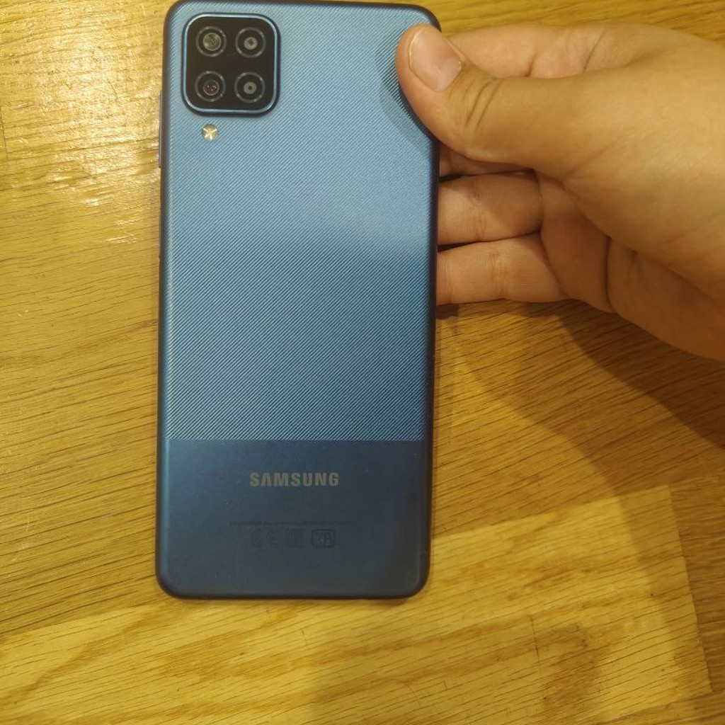 Samsung Galaxy A12