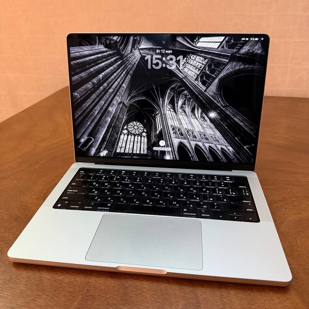 MacBook Pro M1 14' (2021)